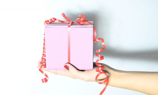 20 Best Long Distance Relationship Gift Ideas in Singapore