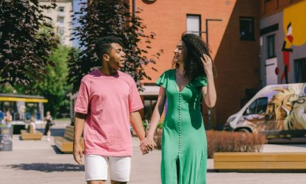 2026 包養行情完整解析：PTT 網友討論的真實行情與影響因素一次看懂