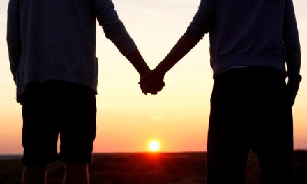 男生如何被包養？2026 完整攻略：男生包養行情、找 Sugar Mommy 管道與安全守則全解析